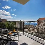 Villa Bava - Swimming Pool With Sea View Makarska