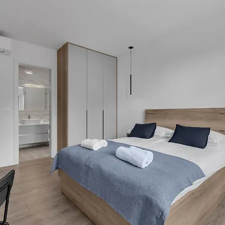 Villa Bava - Swimming Pool With Sea View