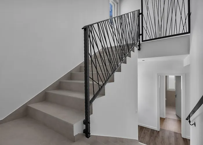 Bava - Swimming Pool With Sea View Makarska