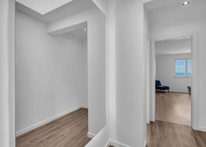 Villa Bava - Swimming Pool With Sea View