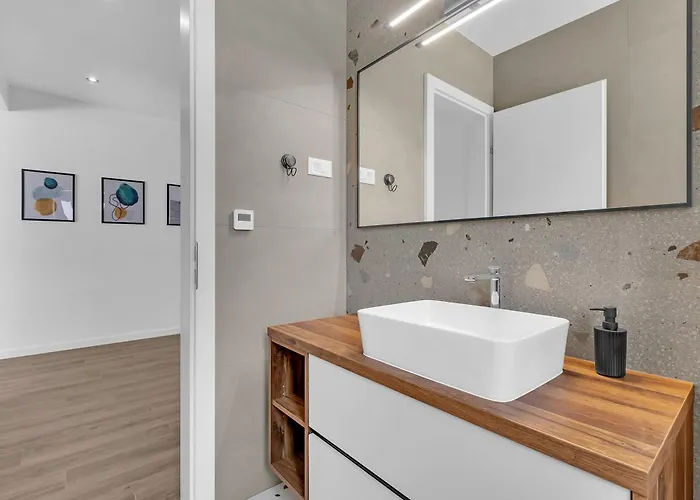 Villa Bava - Swimming Pool With Sea View