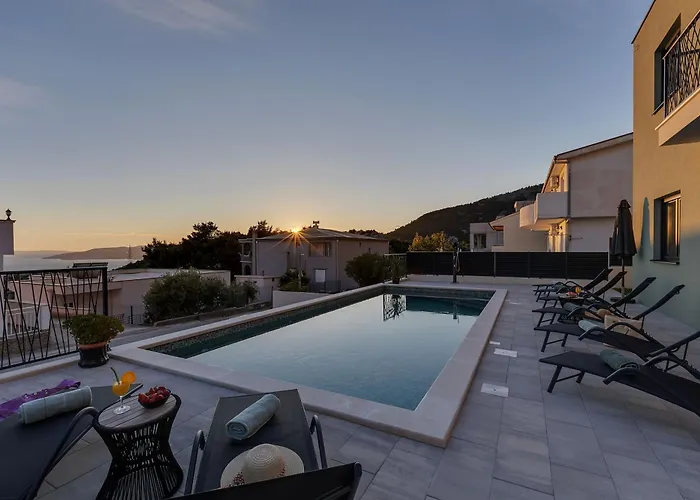 Villa Bava - Swimming Pool With Sea View