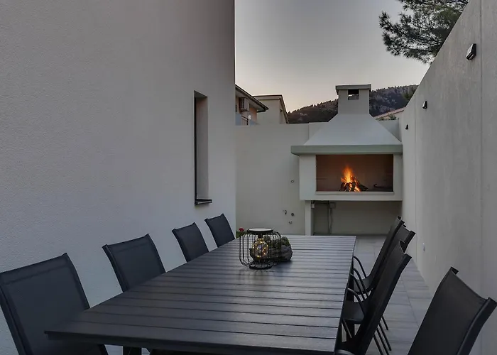 Villa Bava - Swimming Pool With Sea View Makarska