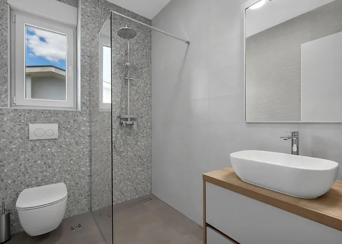 Villa Bava - Swimming Pool With Sea View Makarska