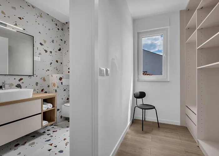 Bava - Swimming Pool With Sea View Makarska