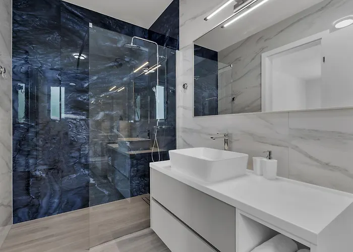 Villa Bava - Swimming Pool With Sea View Makarska